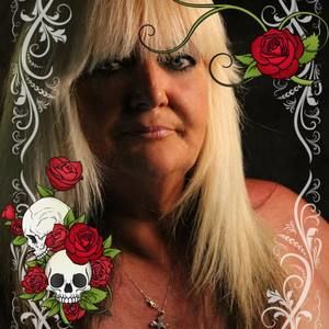 Meet your Posher, Brenda